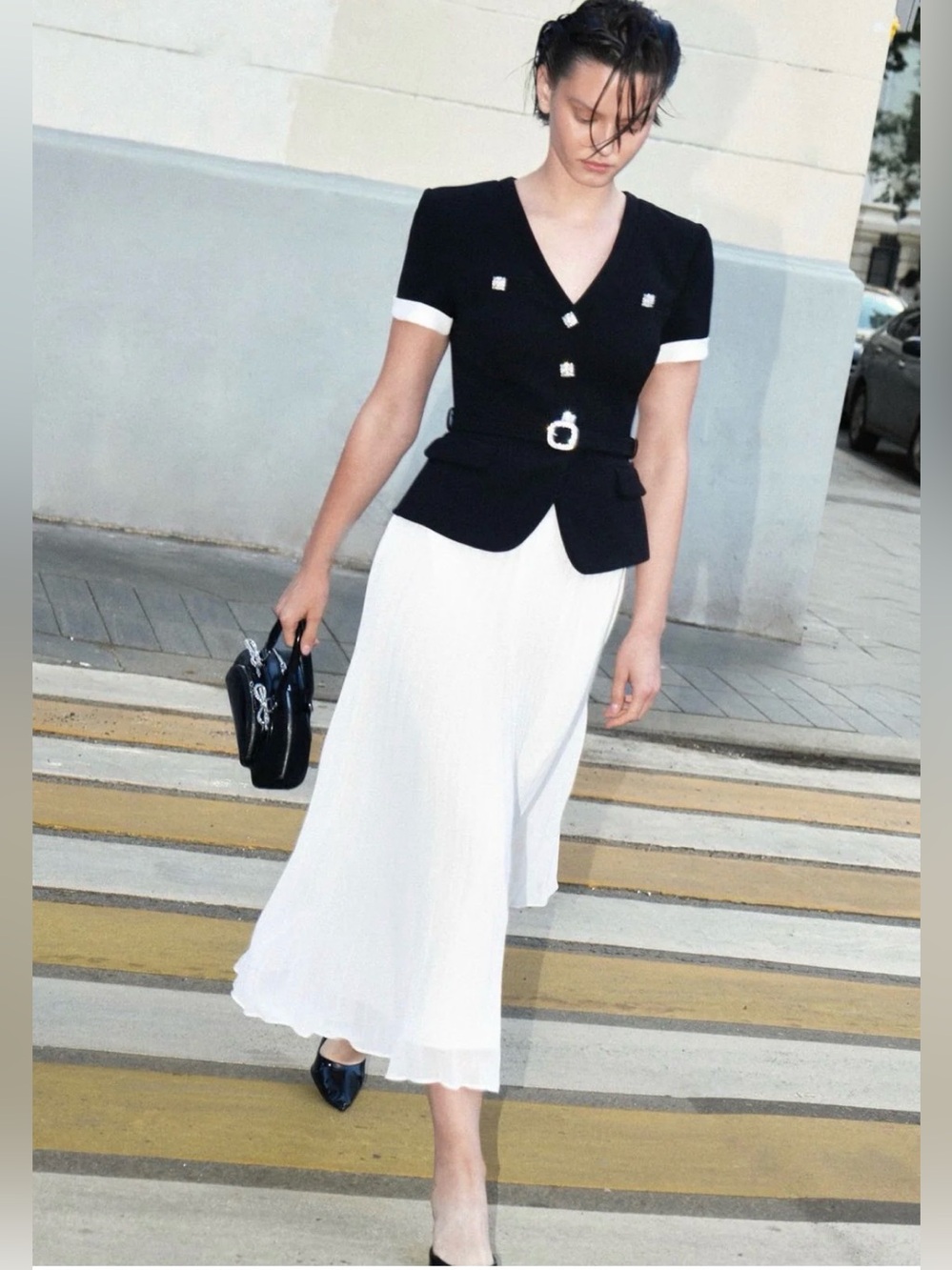 Self-Portrait Black and Cream Midi Dress with Pleated Skirt - Picture 5 of 9